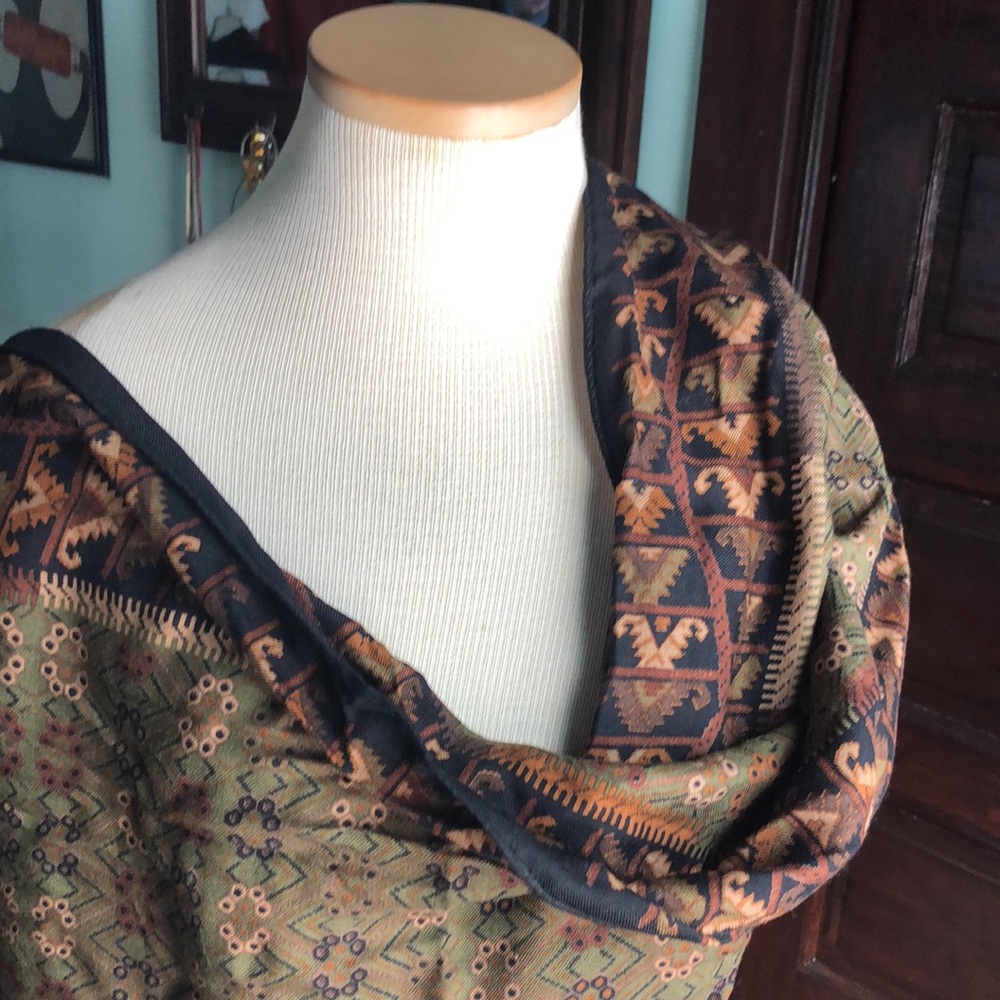 Scarf-green/black/brown/ black border/oblong/fringe/geometric patterns 62 x 20”